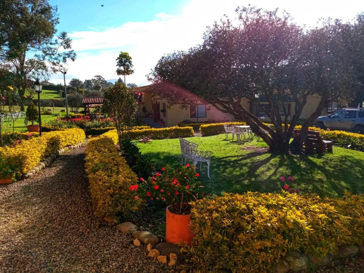 Hotel Campestre Franchesca Tabio Eksteriør bilde