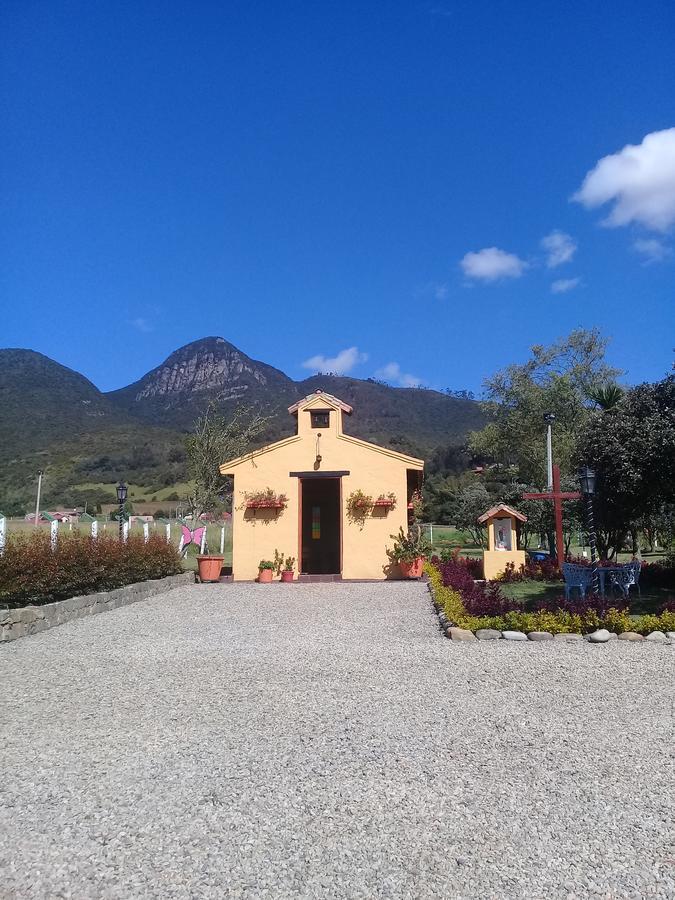 Hotel Campestre Franchesca Tabio Eksteriør bilde